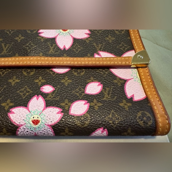 Limited Edition Louis Vuitton x Murakami Cherry Blossom Continental Wallet - Picture 6 of 8